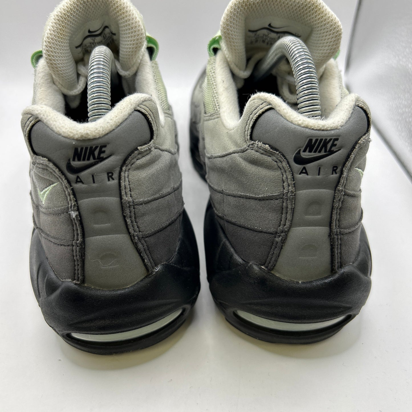 Nike Fresh Mint 95s (UK 7)