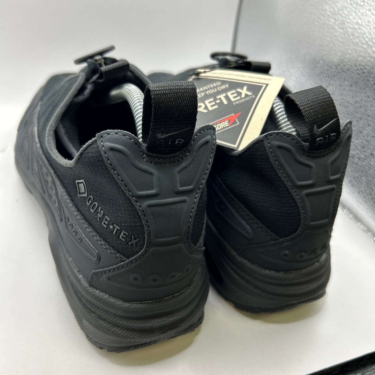 Nike Air Sunder Max Gore-Tex (UK 8.5)