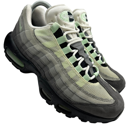 Nike Fresh Mint 95s (UK 6)