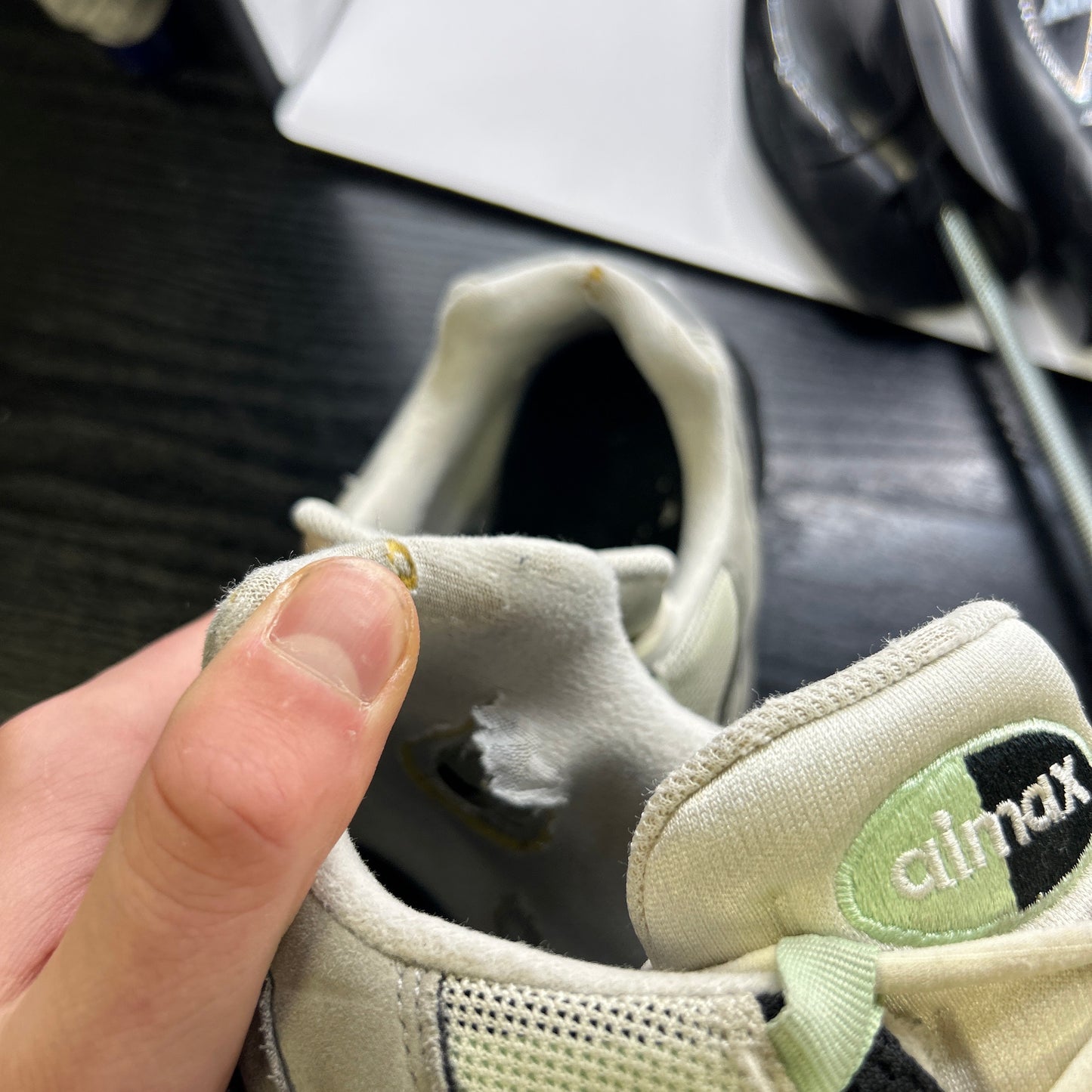 Nike Fresh Mint 95s (UK 8)