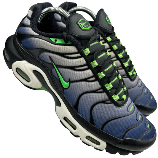 Nike Scream Green Tn (UK 8.5)