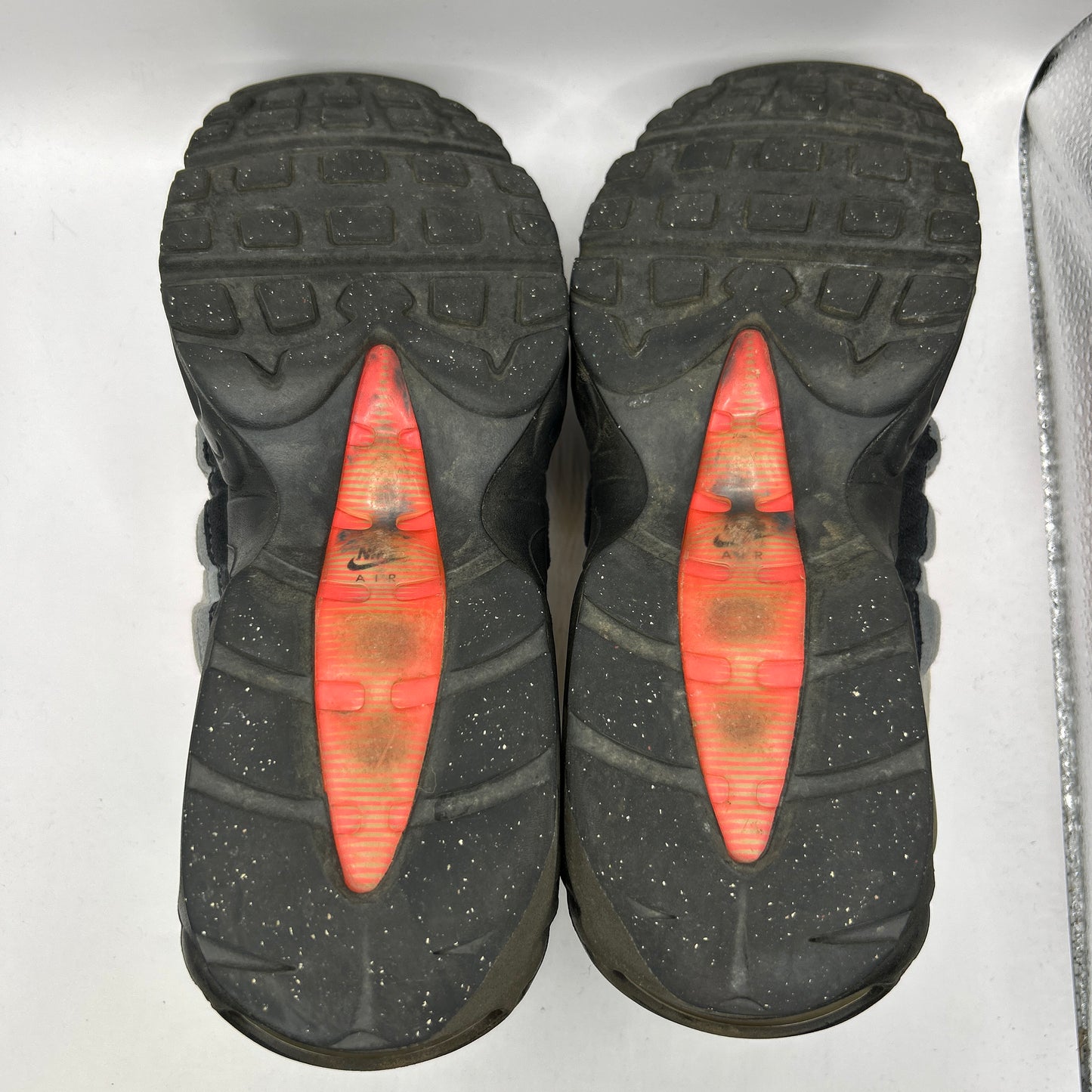 Nike Solar Red 95s (UK 9)