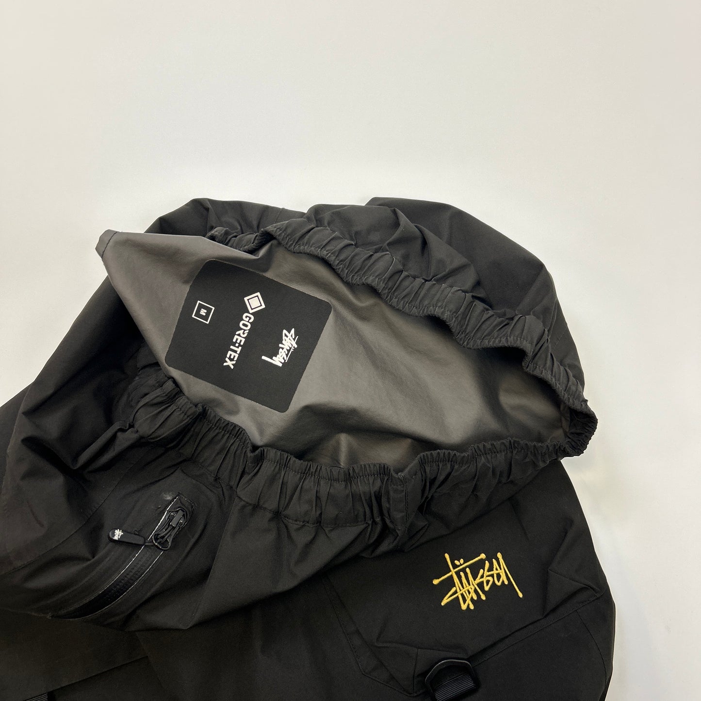 Stussy Gore-Tex Bottoms (M)