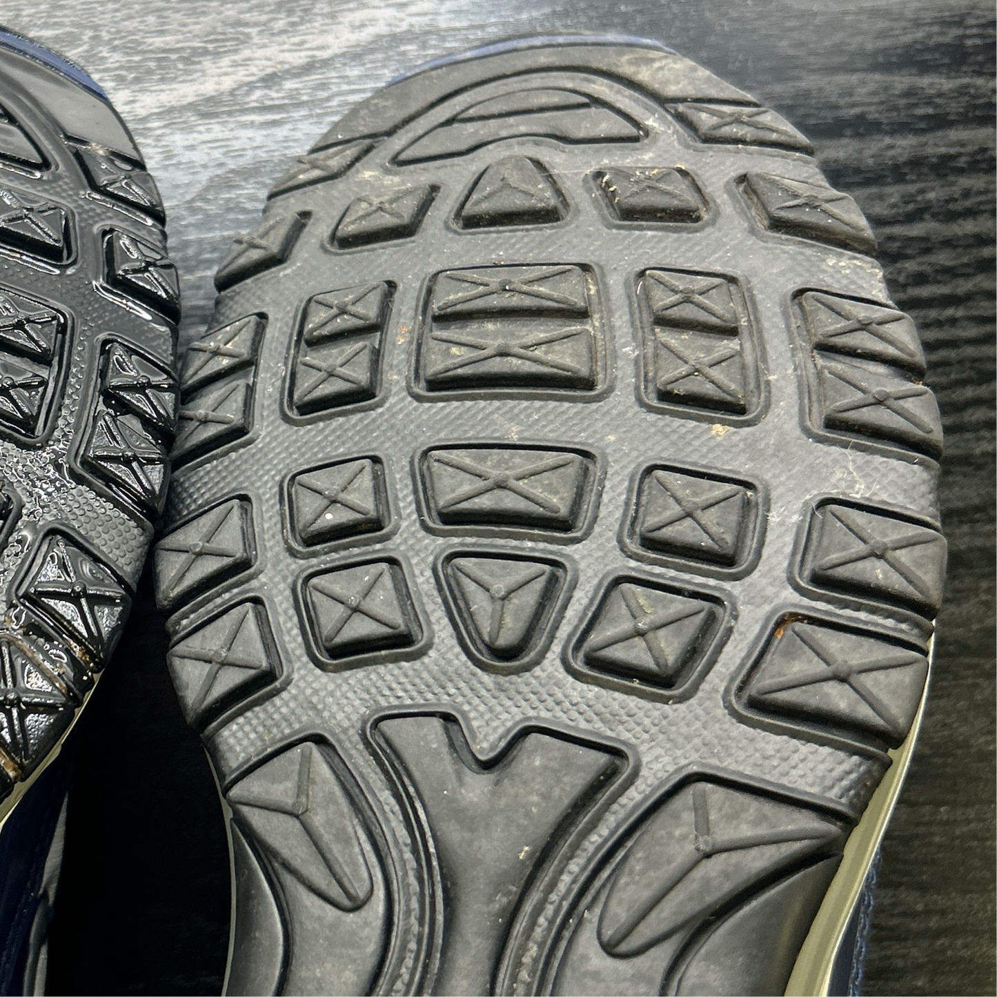 Nike Silver Shark 97 Plus (UK 8)