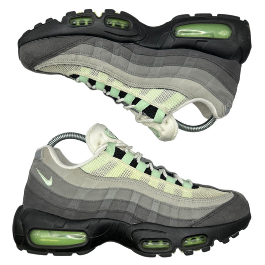 Nike Fresh Mint 95s (UK 6)