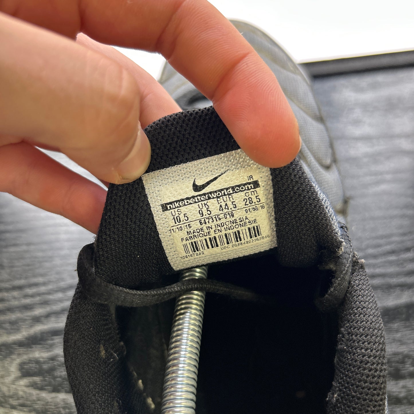 Nike TXT Tn (UK 9.5)