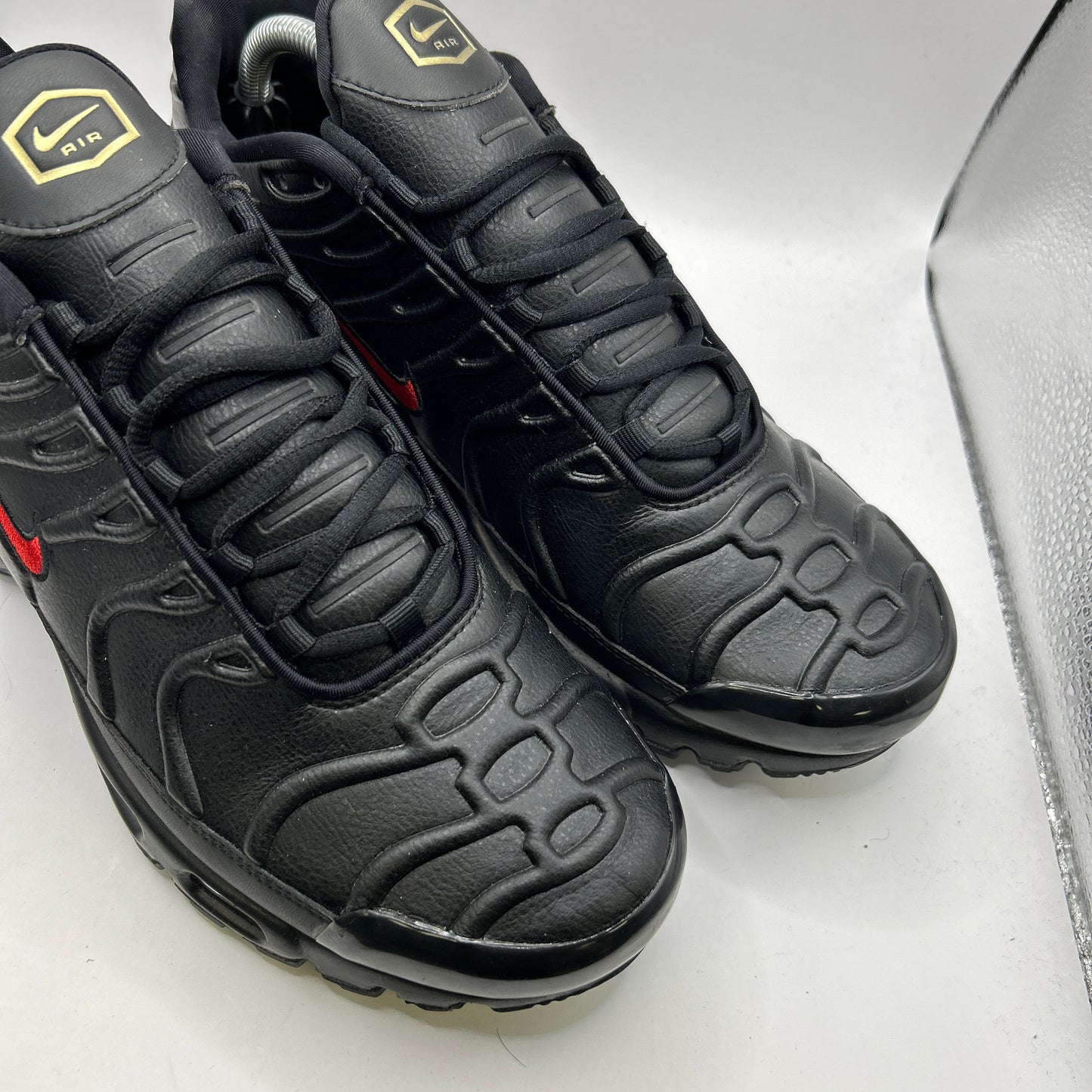 Nike Premium Black Tn (UK 8.5)