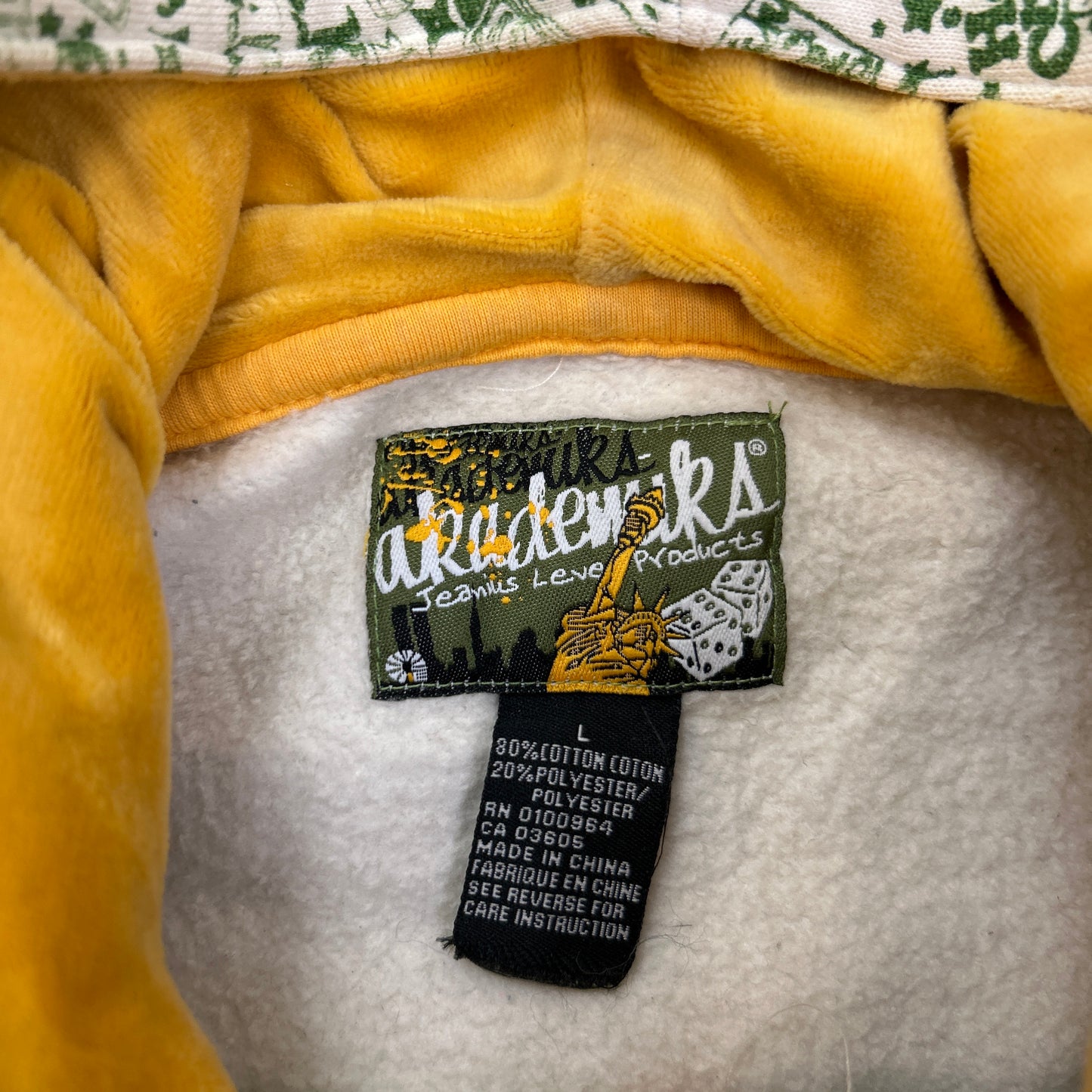 Akademiks Zip Up Hoodie (L)