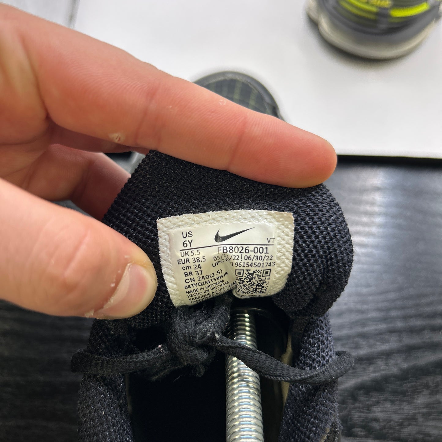 Nike Spirograph Volt Tn3 (UK 5.5)