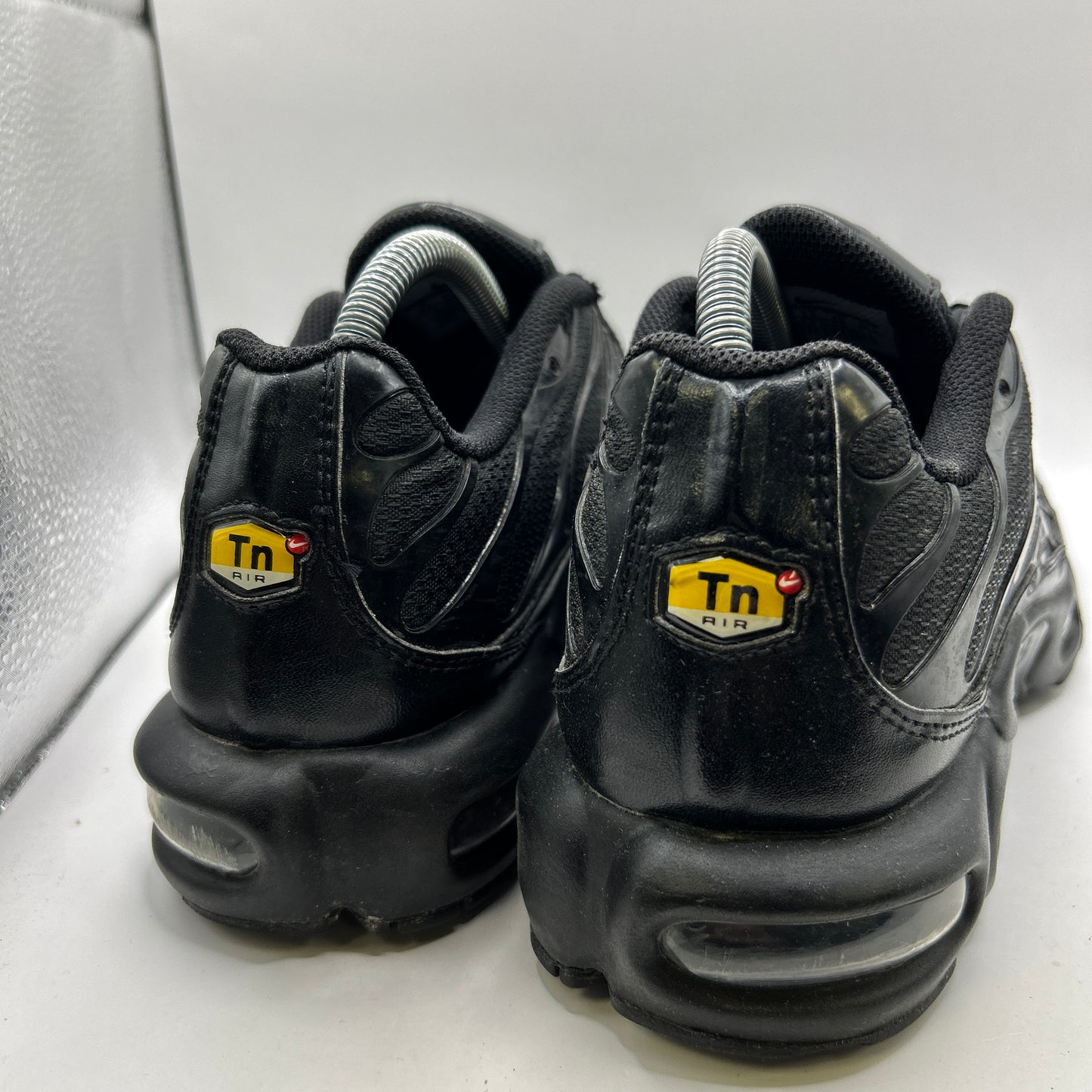 Nike Triple Black Tn (UK 7.5)