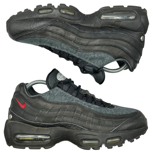 Nike Jacket Pack 95s (UK 7.5)