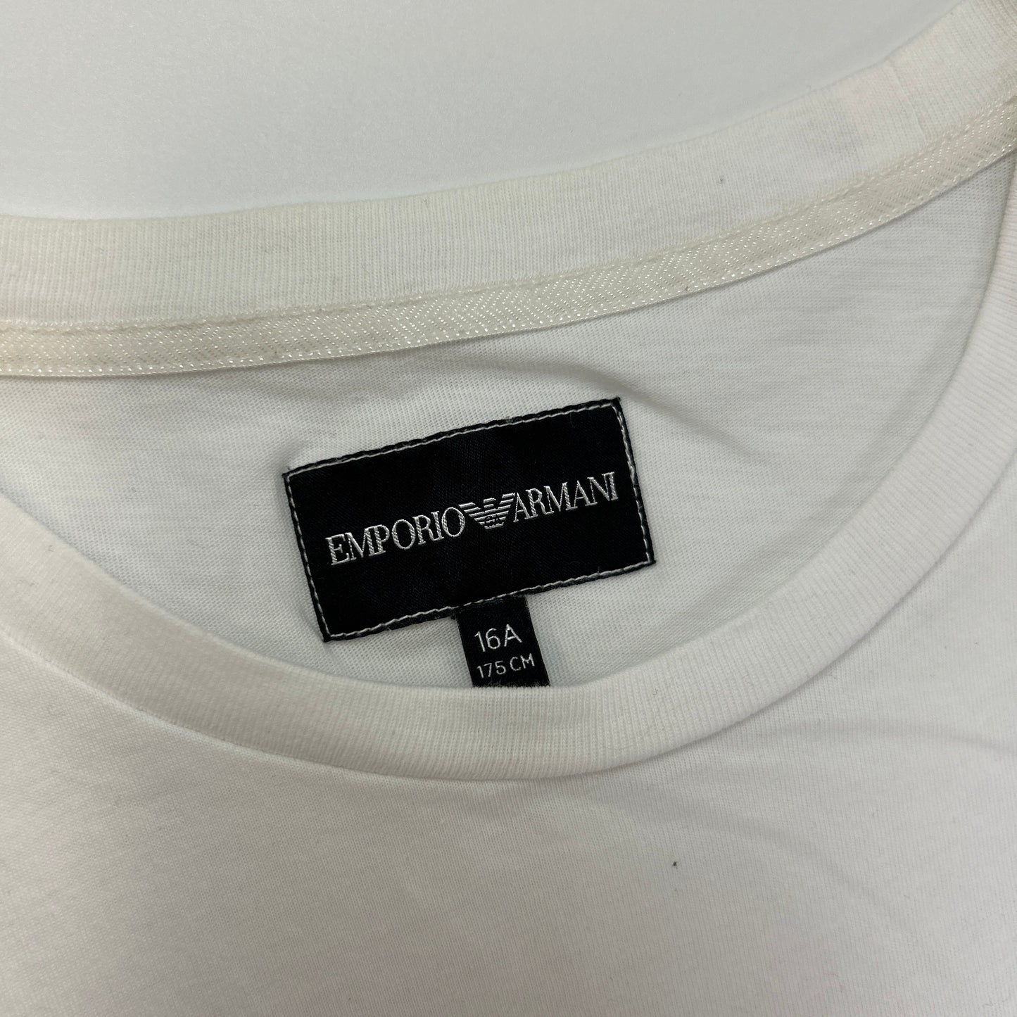 Armani T-Shirt (S)