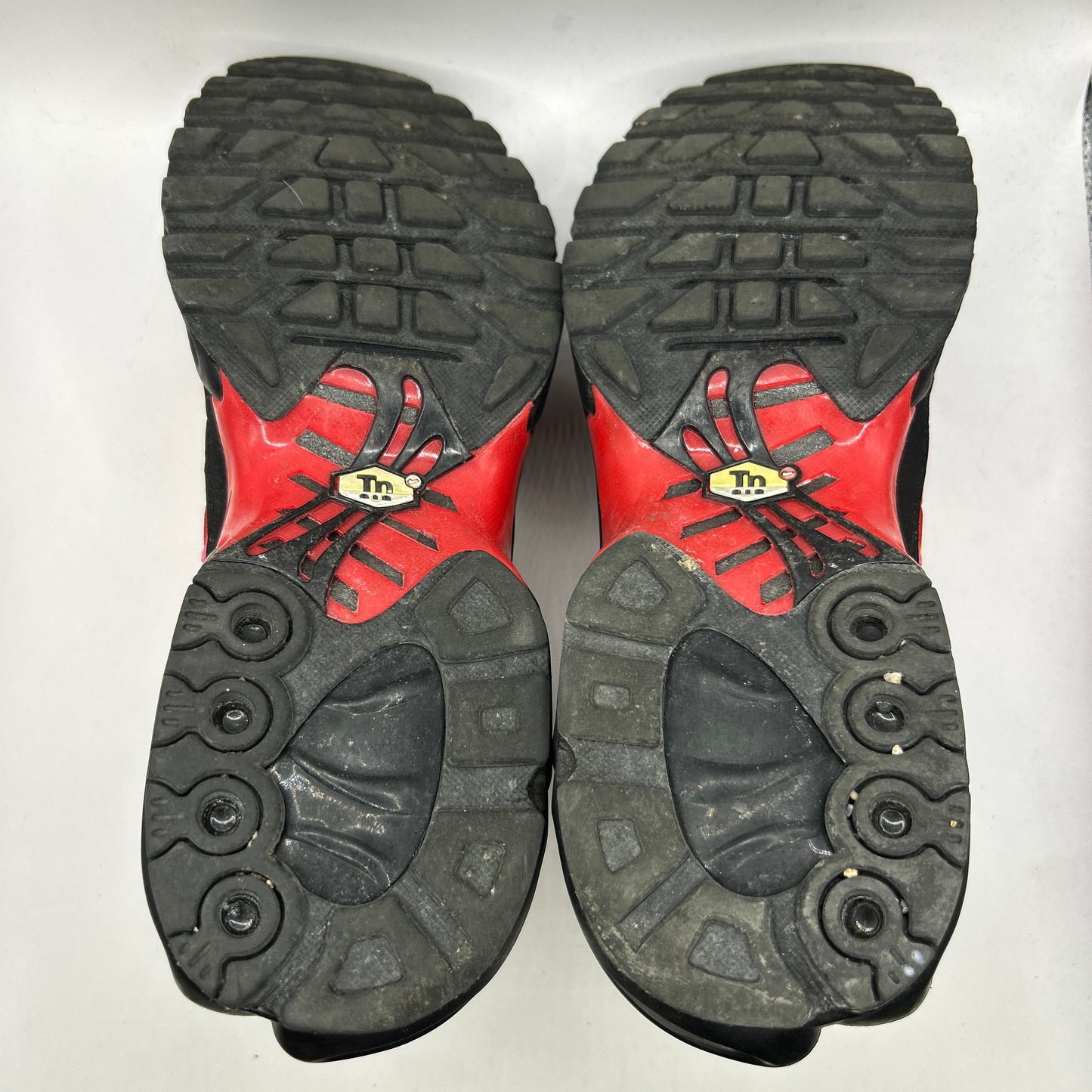 Nike Supreme Tn (UK 8)