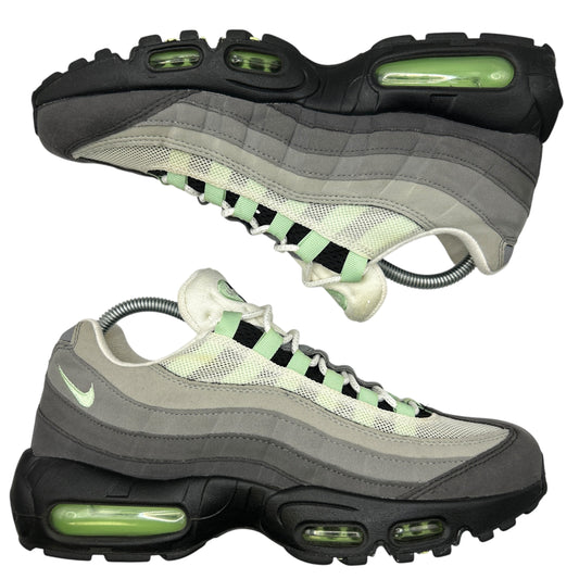 Nike Fresh Mint 95s (UK 7)
