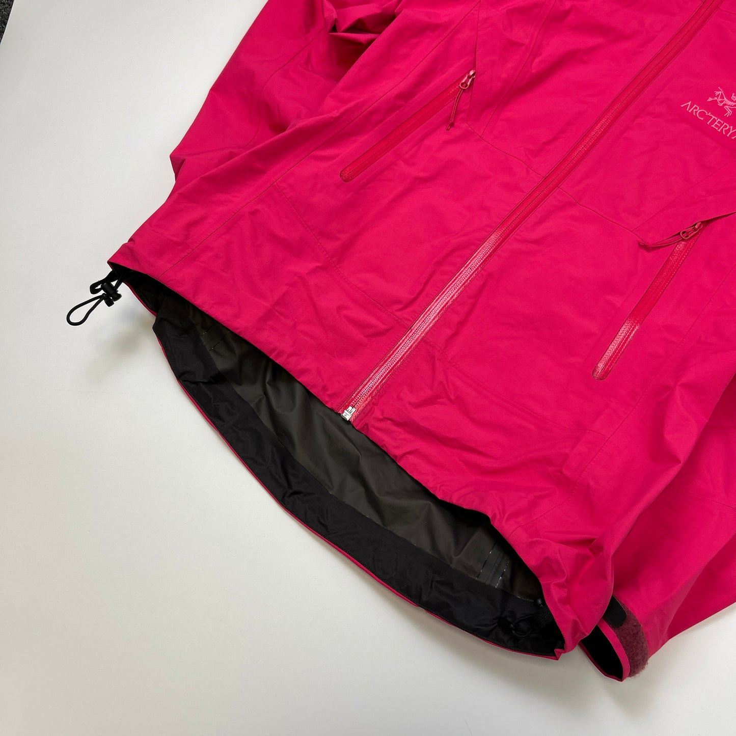 Arcteryx Beta SL Jacket (XS)