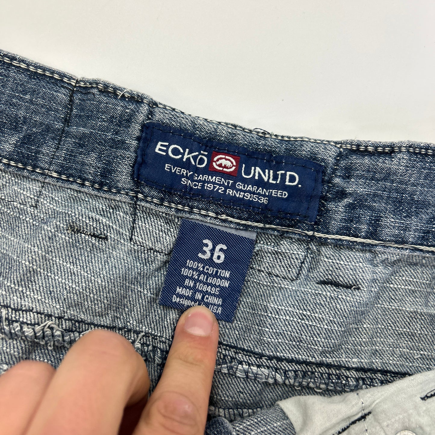 Ecko Jorts (36)