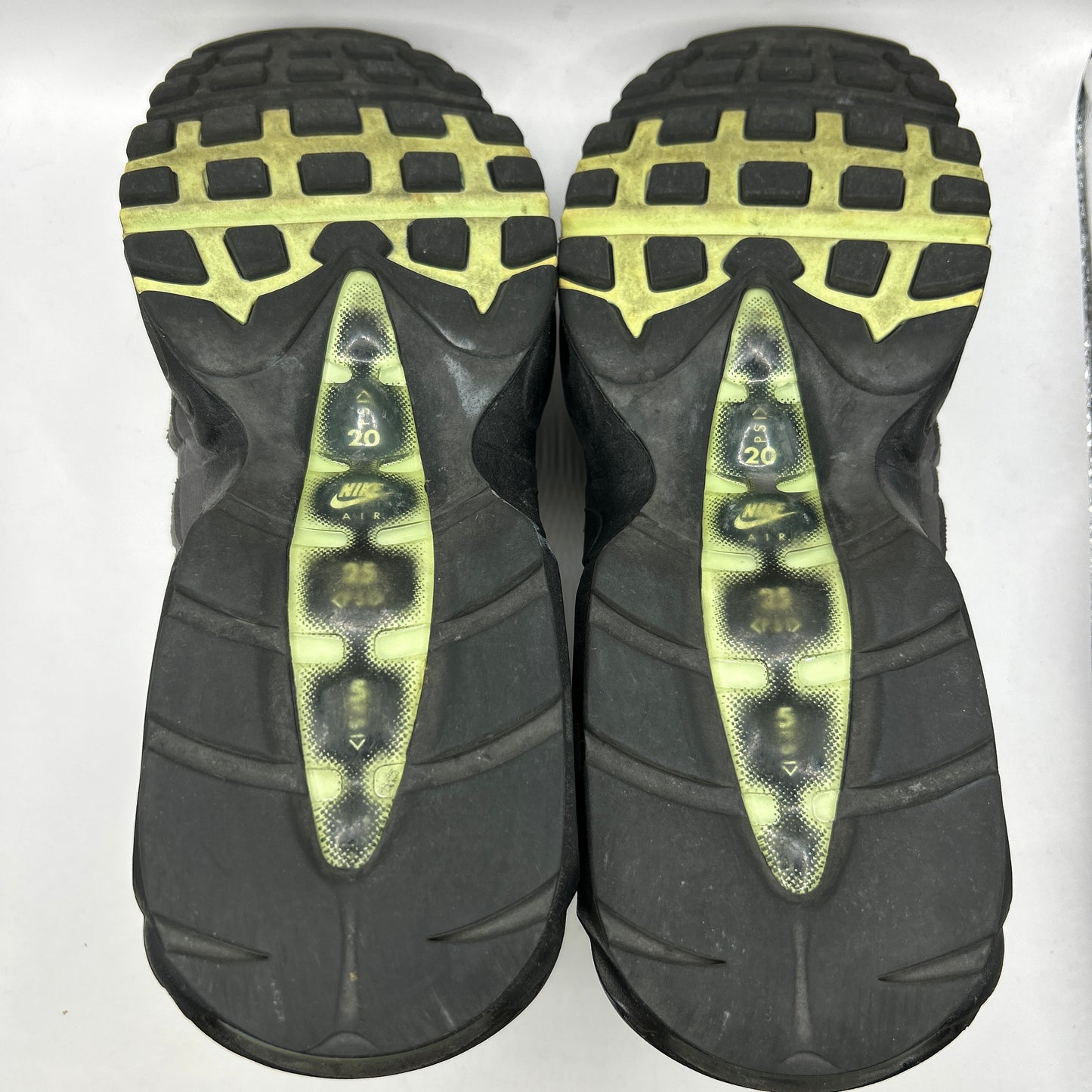 Nike Fresh Mint 95s (UK 10)