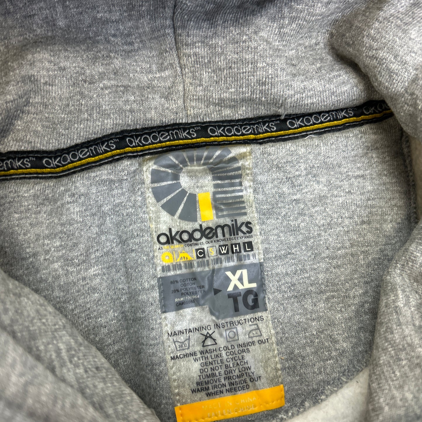 Akademiks Zip Up Hoodie (XL)