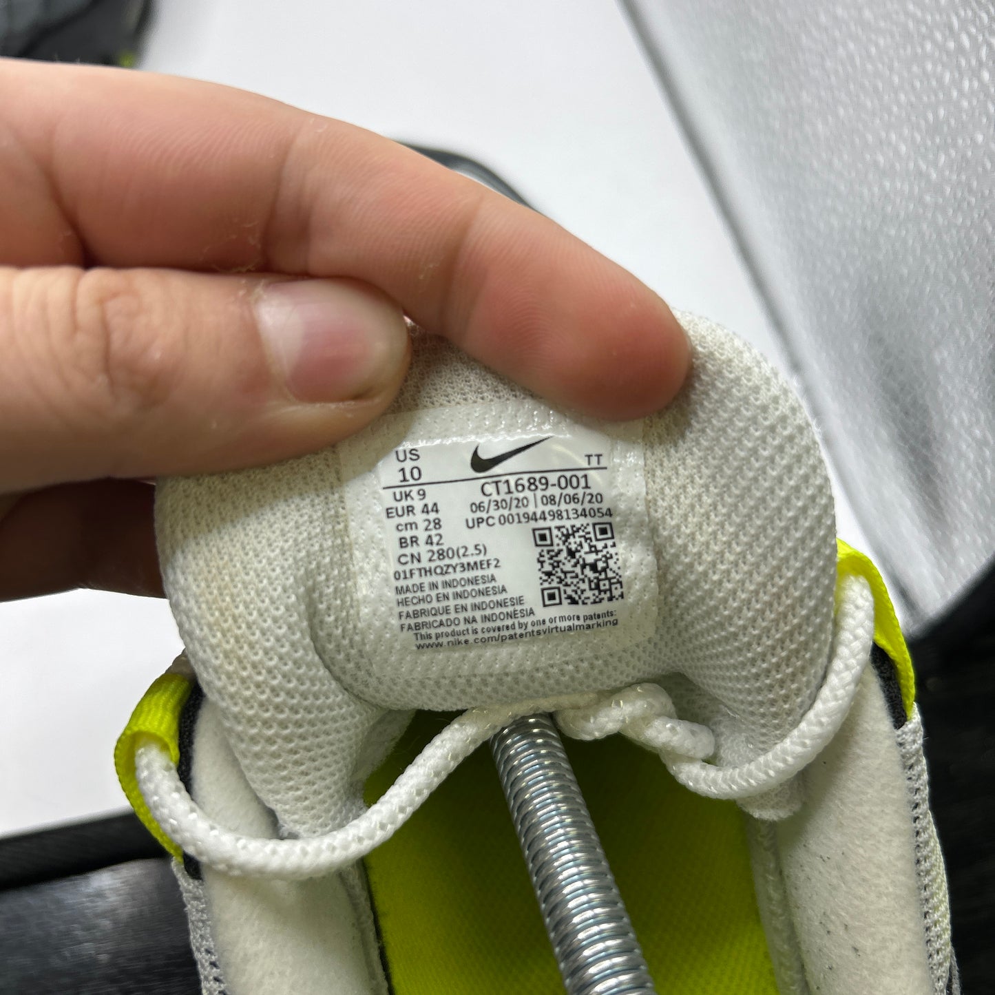 Nike Neon 95s (UK 9)