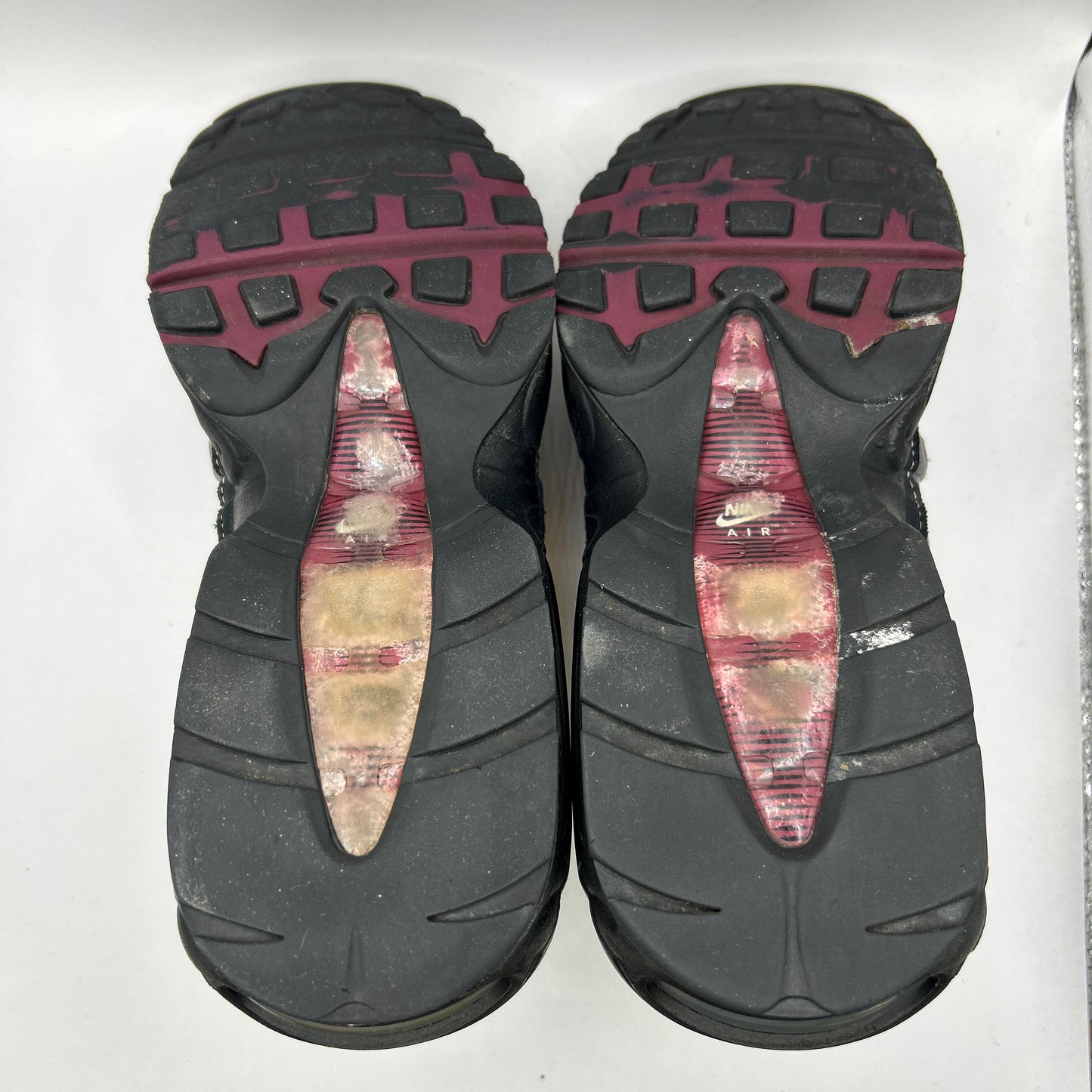 Nike Beetroot 95s (UK 7)
