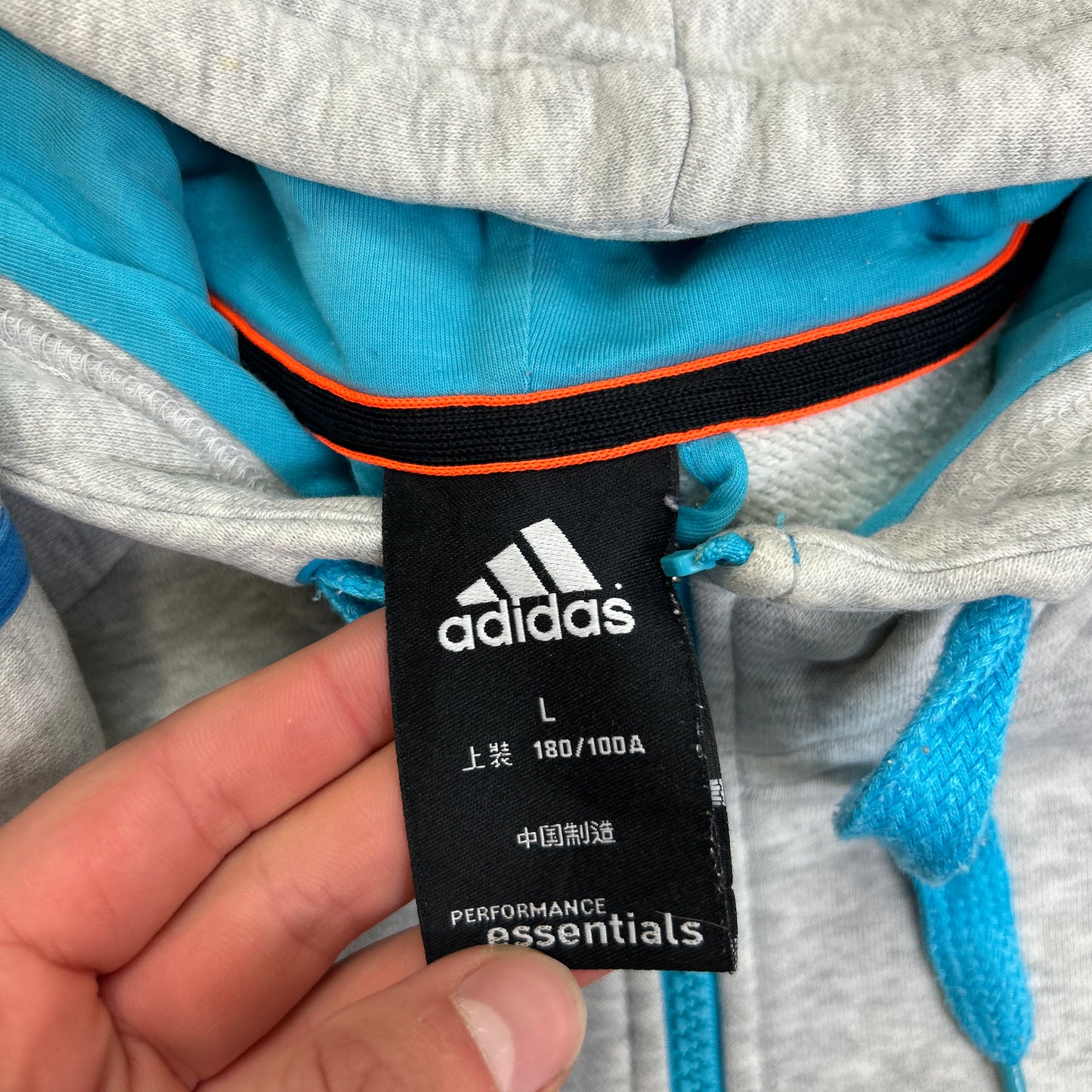 Adidas Essentials Hoodie (L)