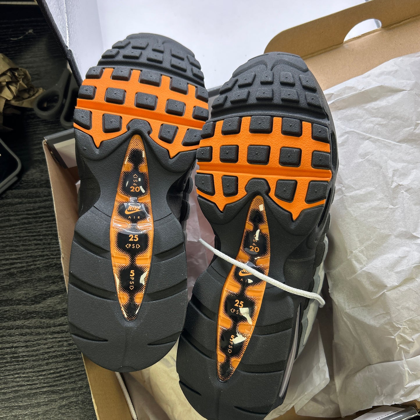 Nike Mandarin Big Bubble 95s (UK 9.5)