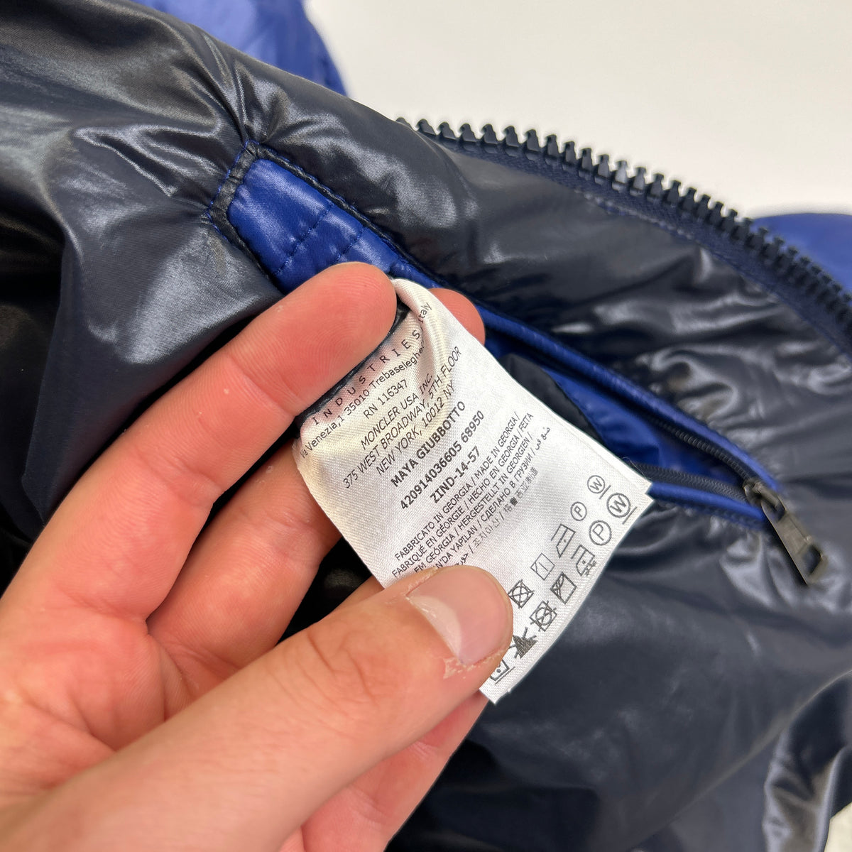 Moncler Maya Puffer (XS)