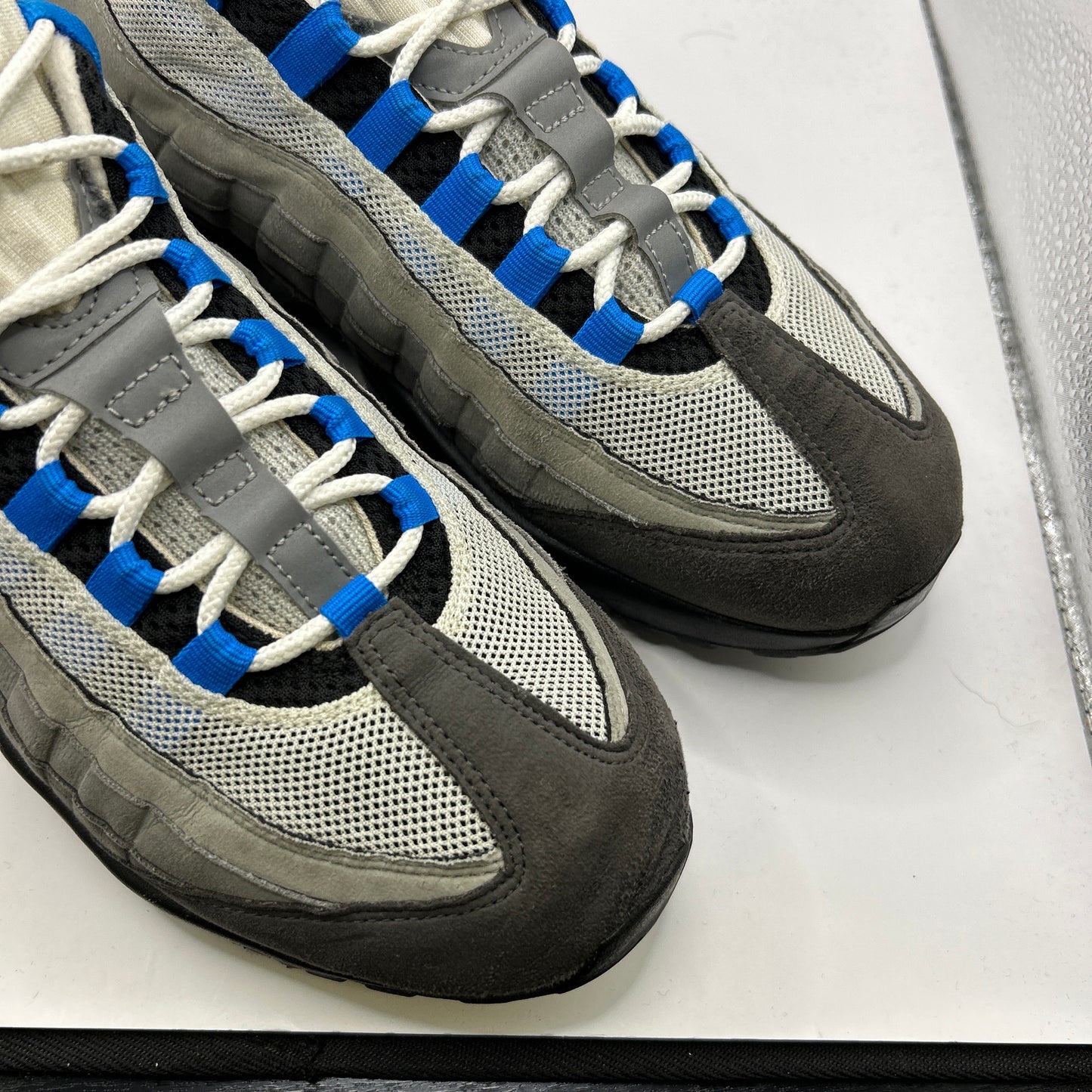 Nike Crystal Blue 95s (UK 9)