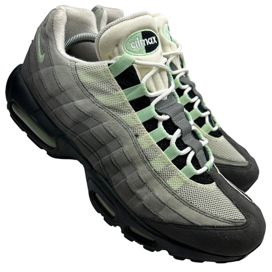Nike Fresh Mint 95s (UK 10)