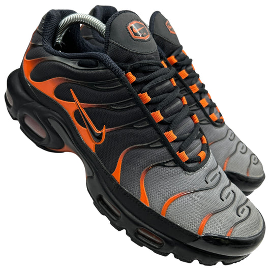 Nike Total Orange Tn (UK 8.5)