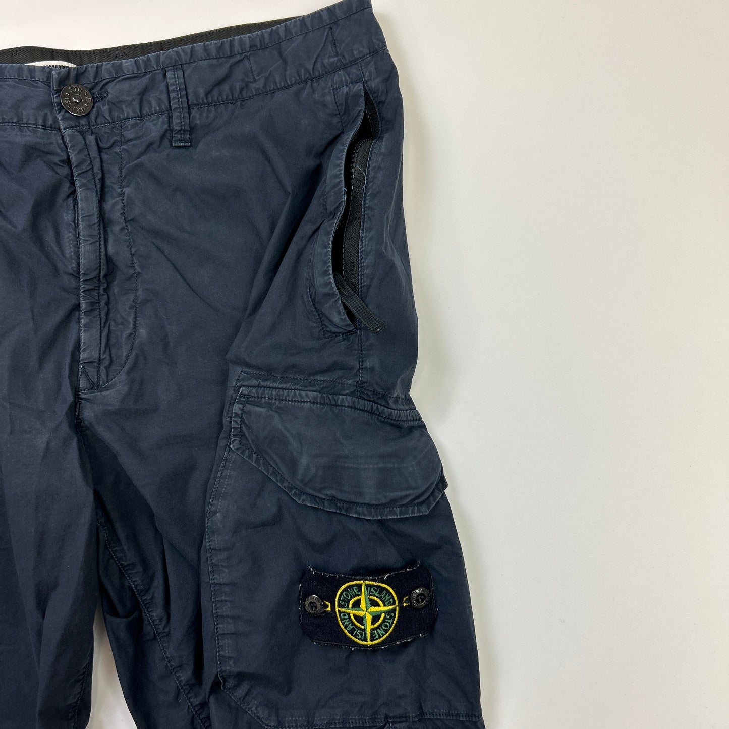 Stone Island Shorts (32)