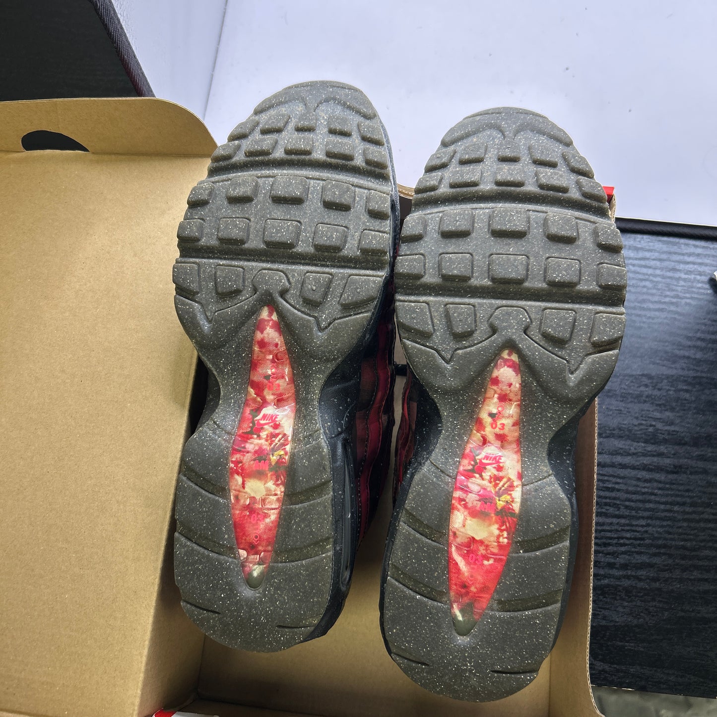 Nike Cherry Blossom 95s (UK 6)