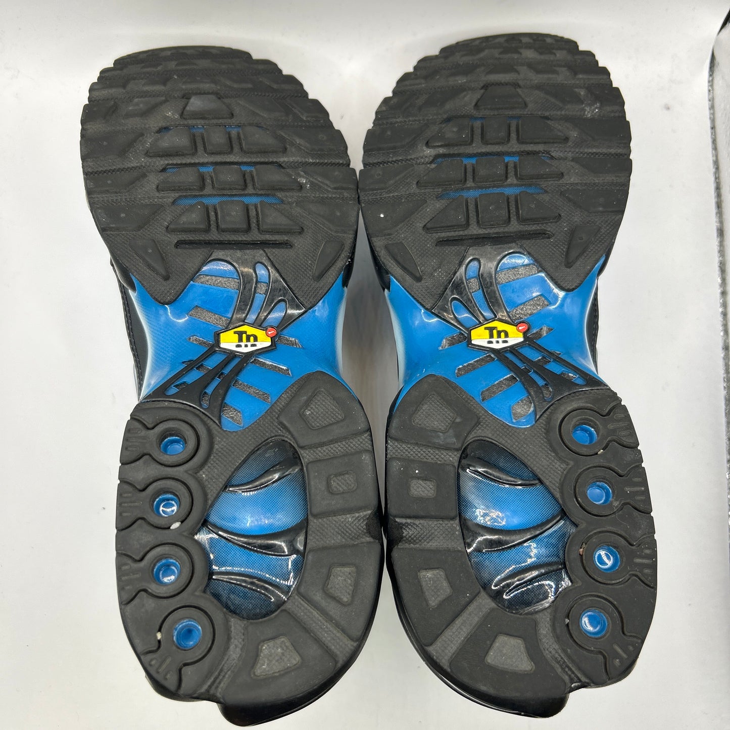 Nike Neptune Tn (UK 8.5)