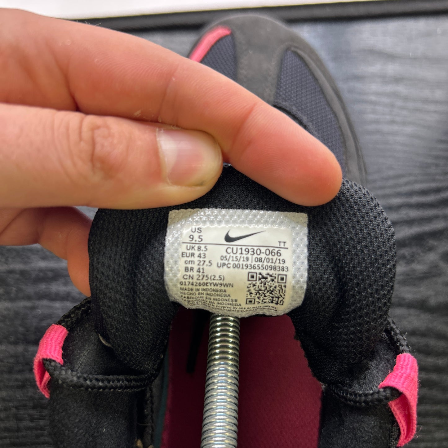 Nike Pink Blast 95s (UK 8.5)