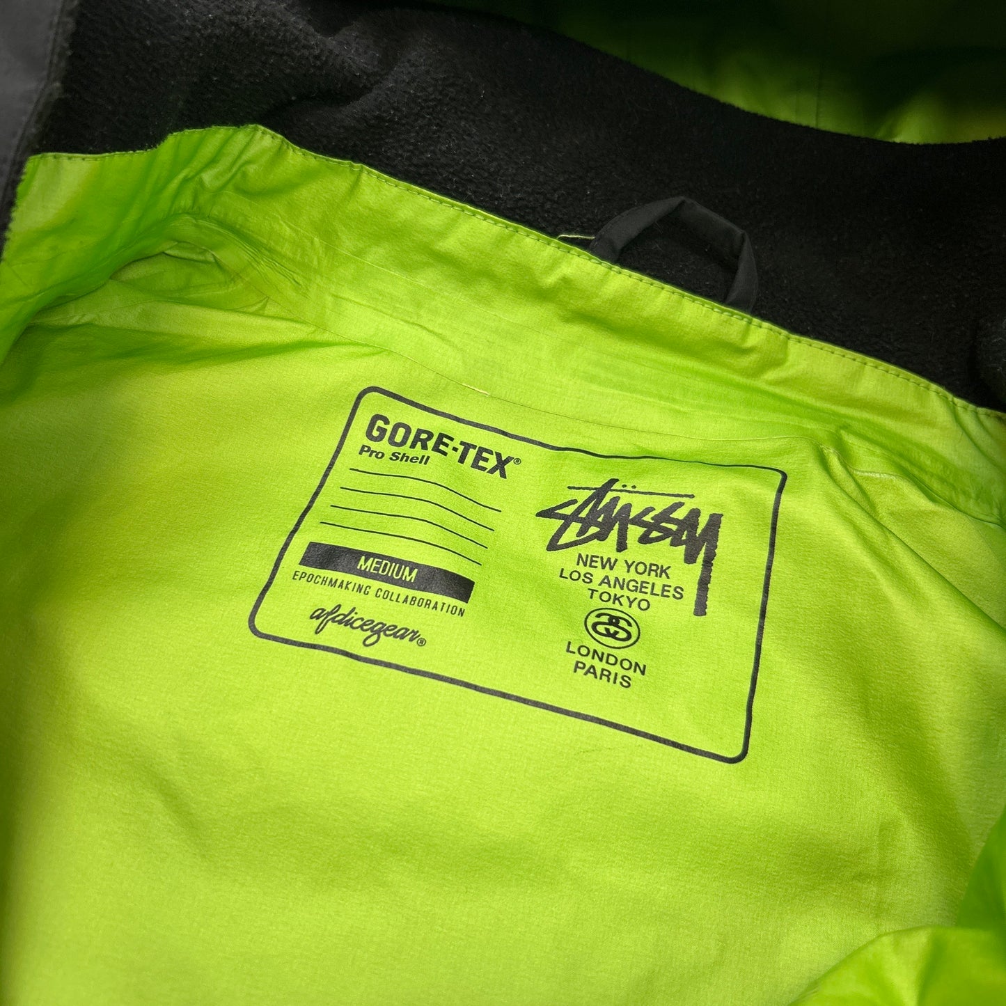 Stussy Asymmetrical Goretex Jacket (M)