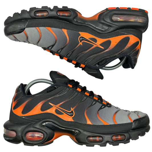 Nike Total Orange Tn (UK 8.5)