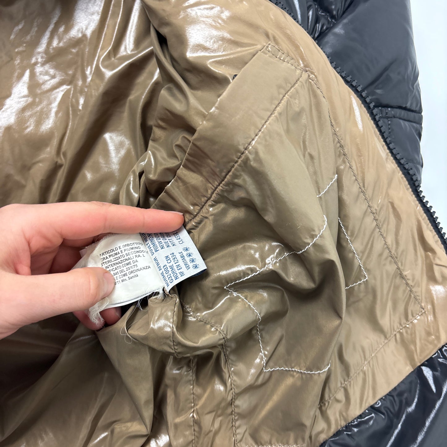 Moncler Himalaya Puffer (S)