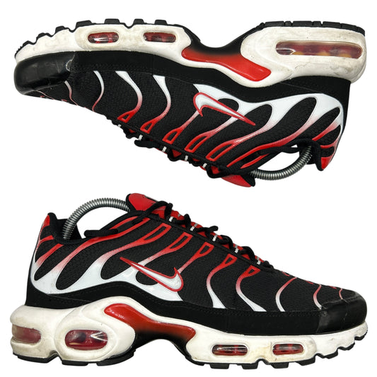 Nike University Red Tn (UK 8)