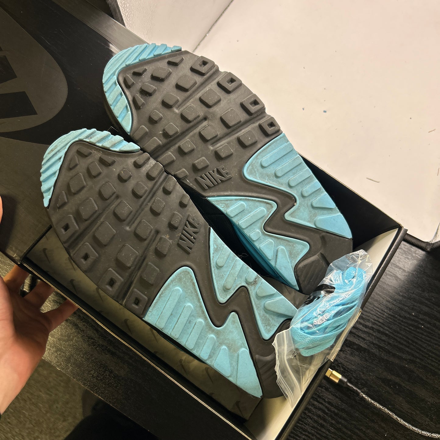 Nike Undefeated 90s (UK 8)