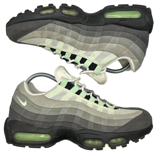 Nike Fresh Mint 95s (UK 8.5)