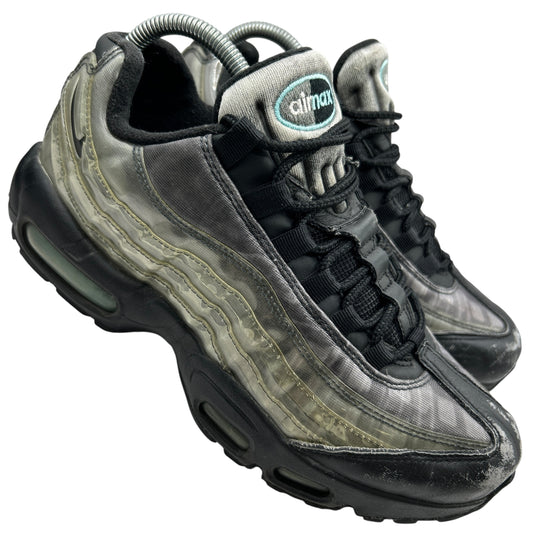 Nike DNA 95s (UK 6.5)