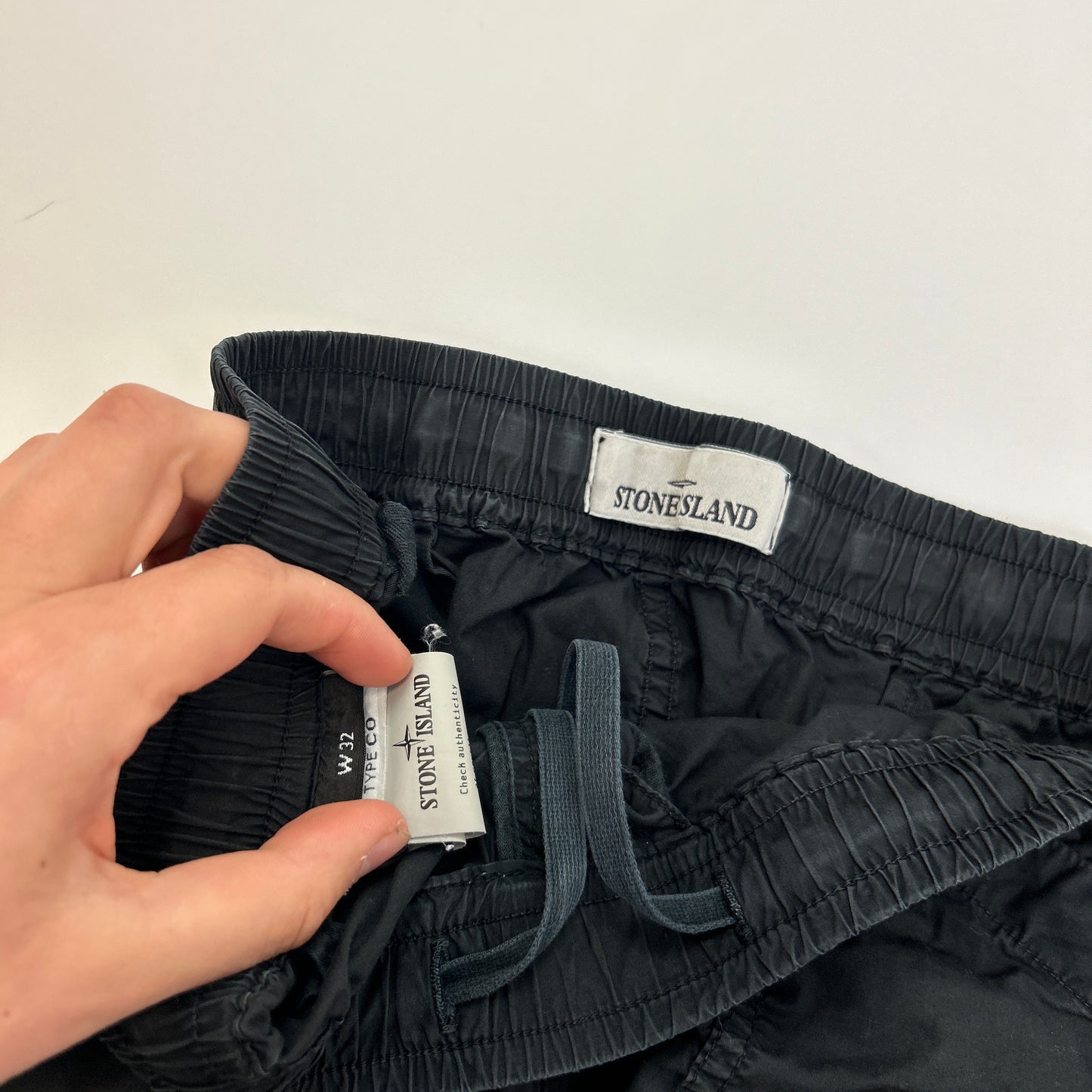 Stone Island Shorts (32)