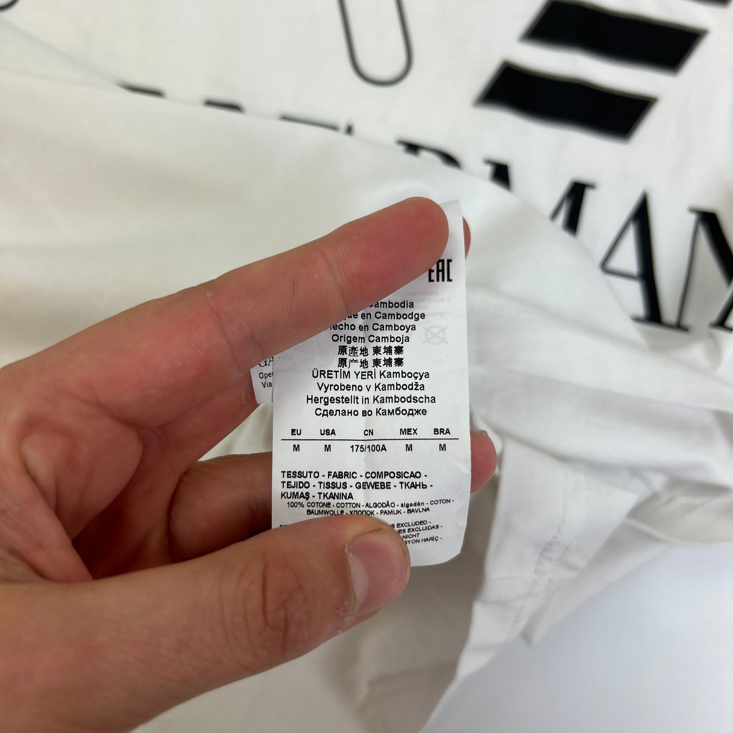 Armani T-Shirt (M)