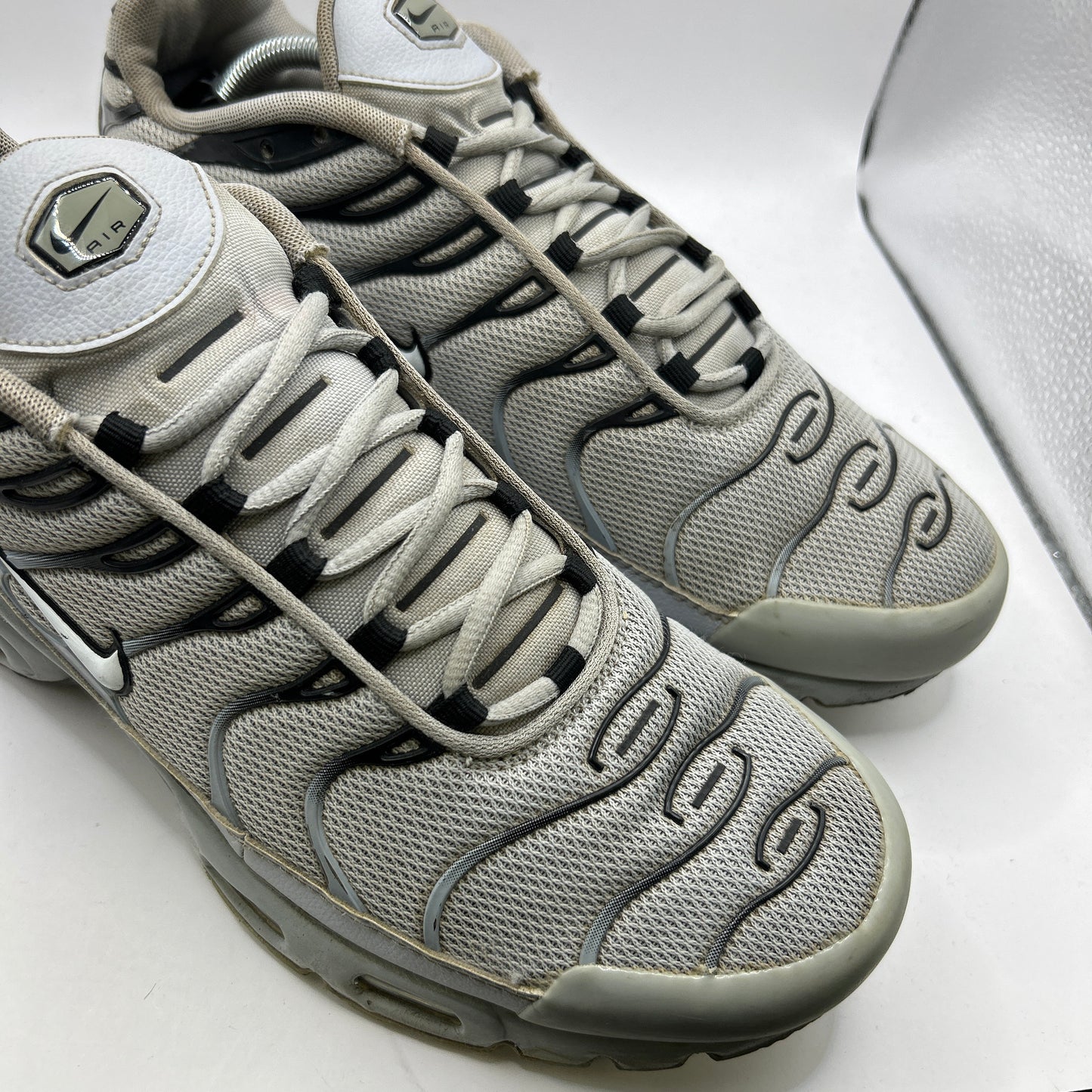Nike Wolf Grey Tn (UK 10.5)