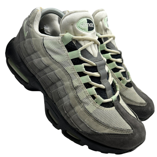 Nike Fresh Mint 95s (UK 8)