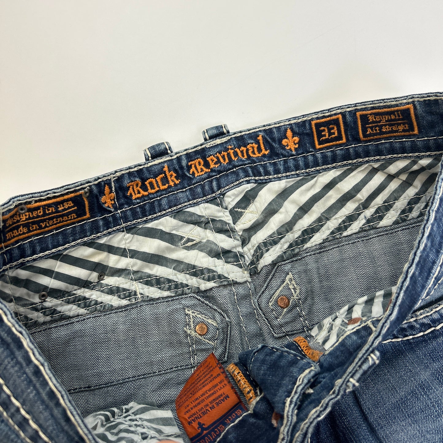 Rock Revival Jeans (33)