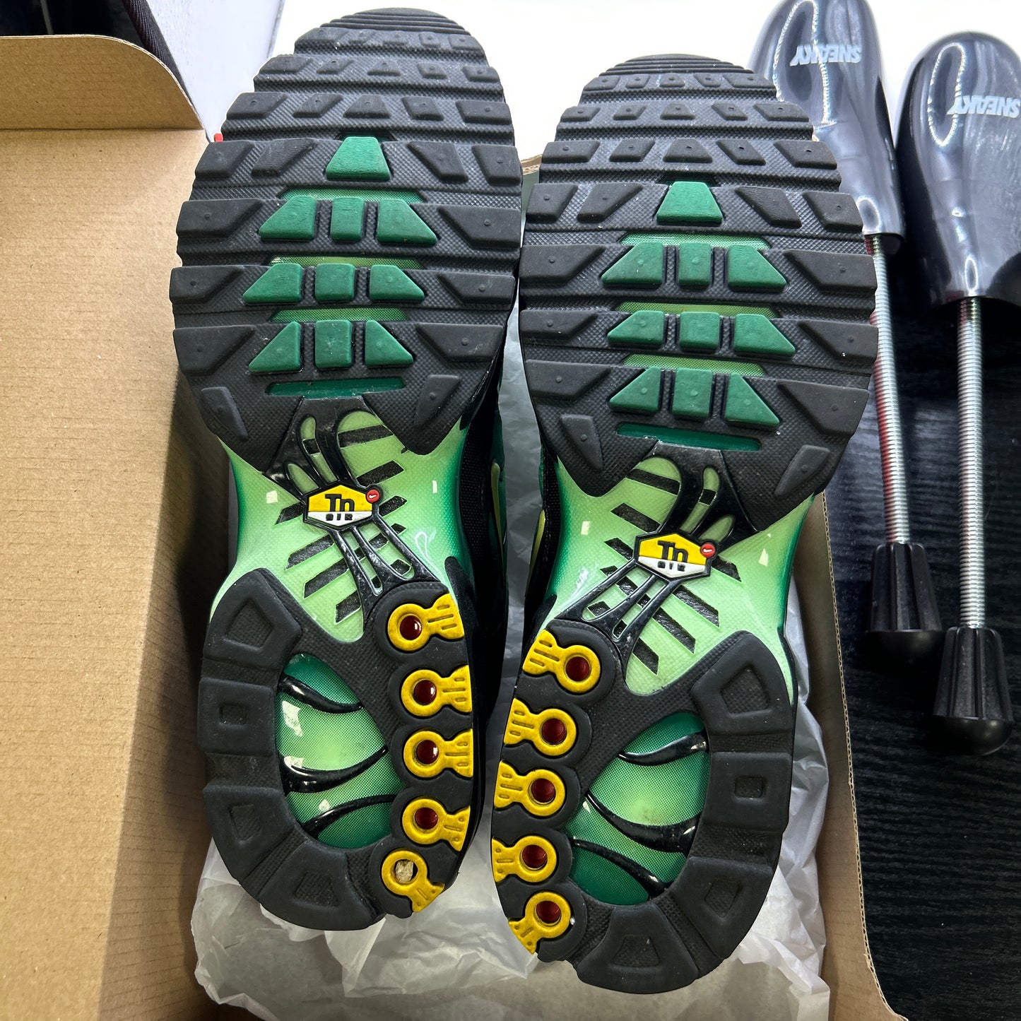 Nike Vapour Green Tn (UK 10)