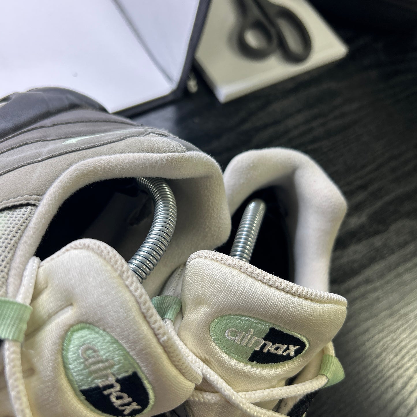 Nike Fresh Mint 95s (UK 9.5)