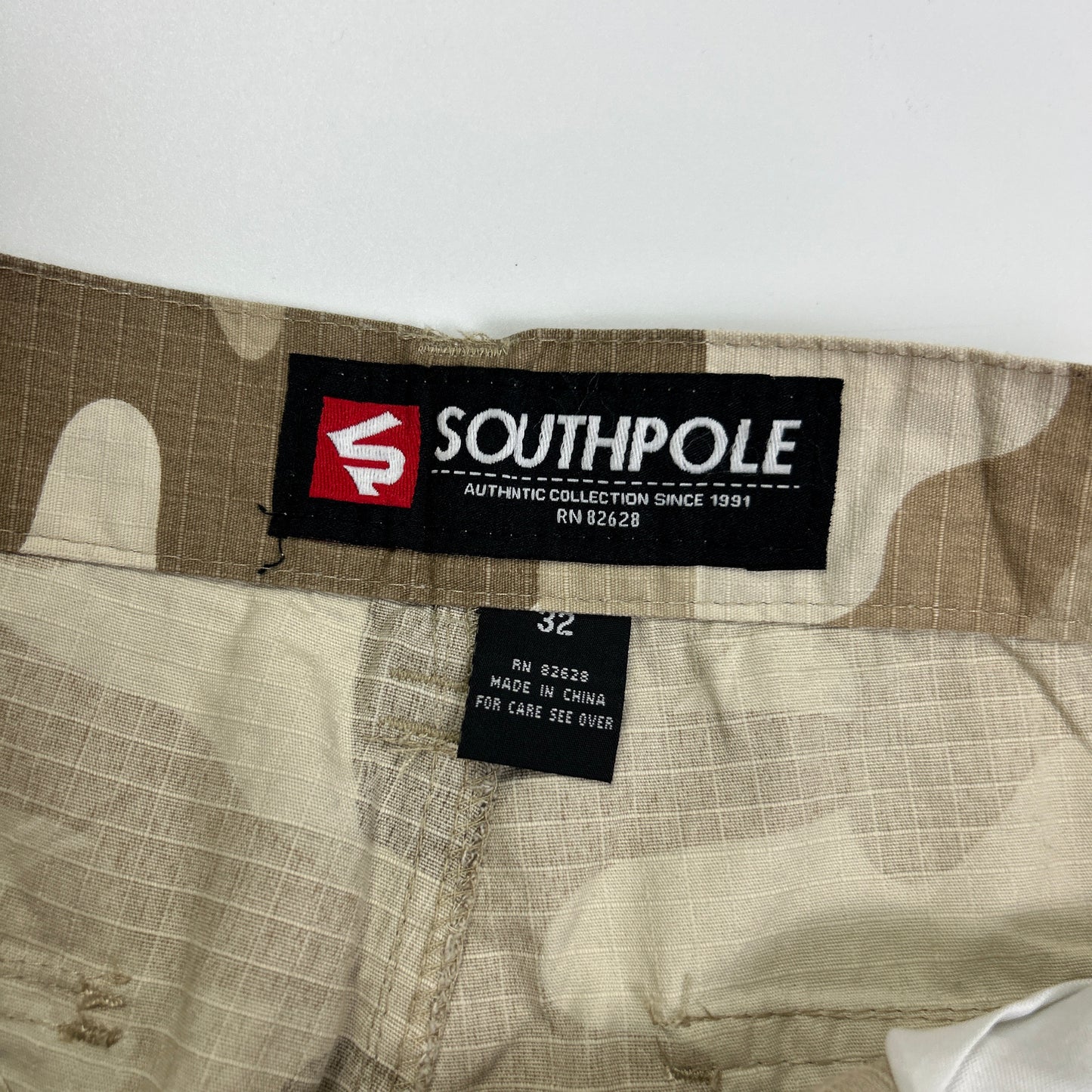 Southpole Camo Shorts (32)