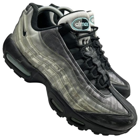 Nike DNA 95s (UK 7.5)